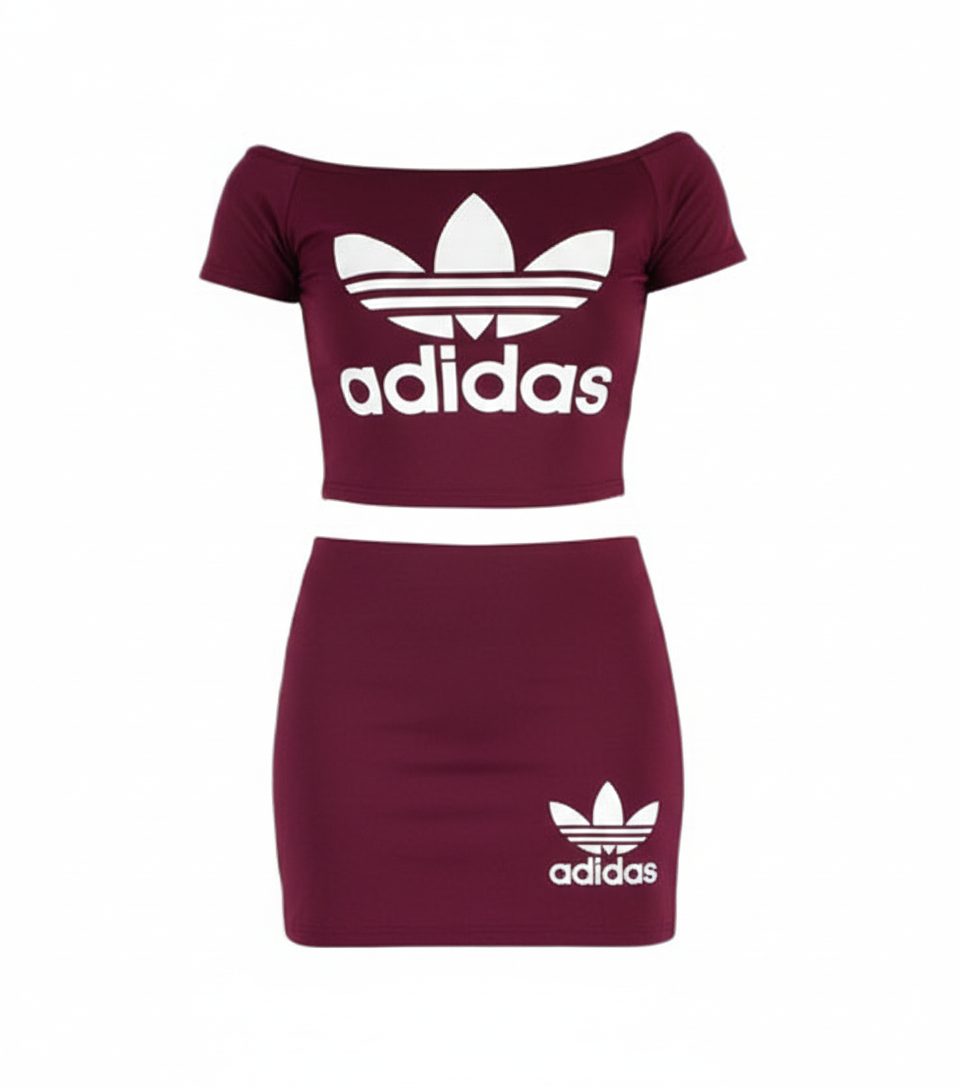 Conjunto deportivo tipo falda con top que estiliza y resalta tu actitud