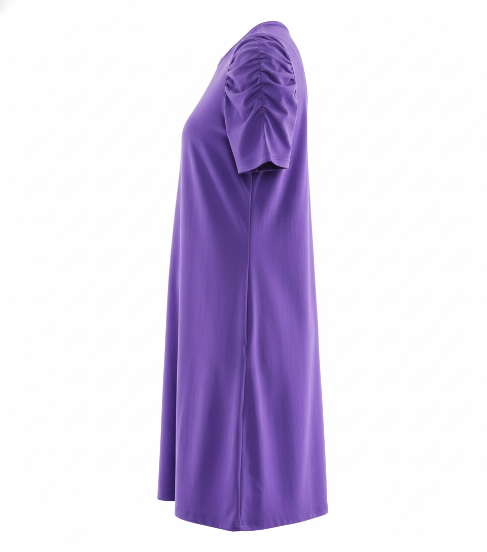 Vestido corte imperio que suaviza tu silueta con delicadeza casual