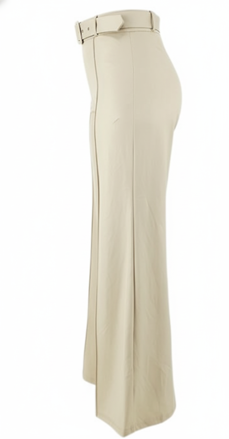 Pantalón acampanado con efecto vinilado que alarga tu silueta con estilo audaz