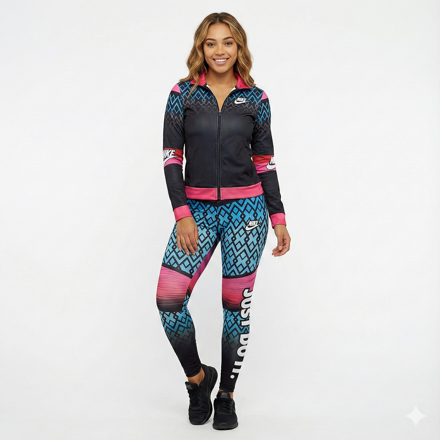 Conjunto deportivo con cremallera y estampado dinámico que potencia tu figura