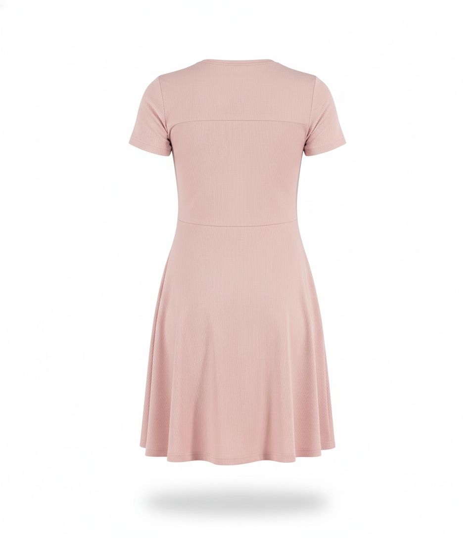 Vestido corto con corte imperio que suaviza tu silueta con encanto casual