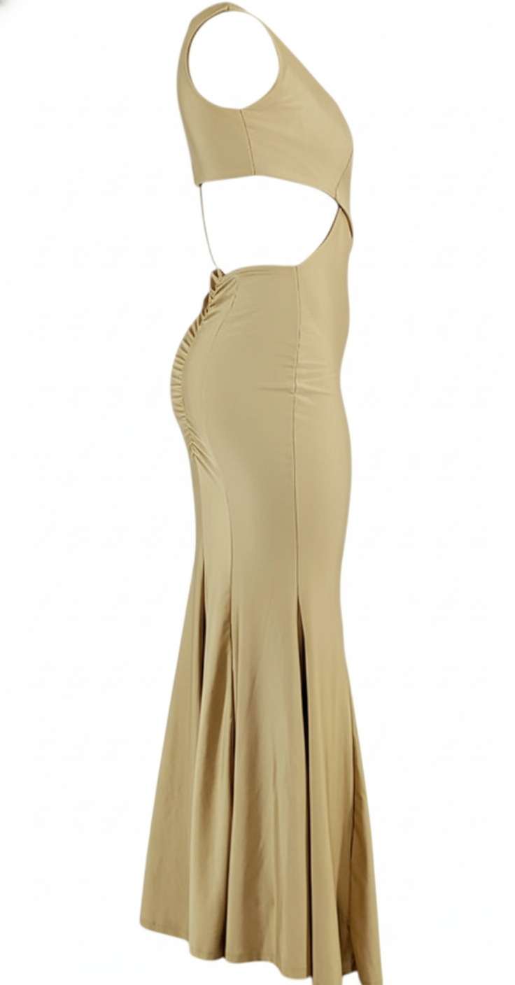 Vestido sirena con cruce frontal que realza tu silueta con elegancia sutil