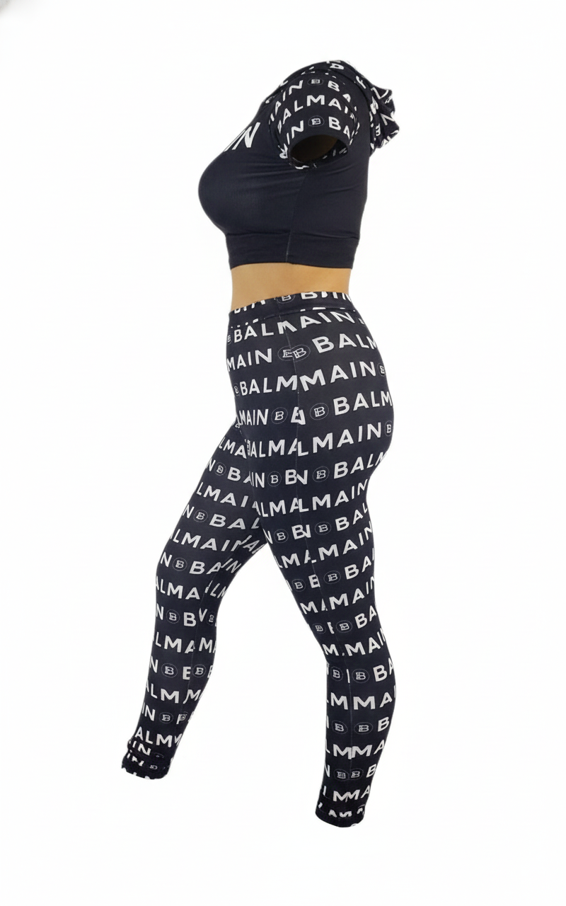 Conjunto deportivo estampado que redefine tu energía con estilo urbano