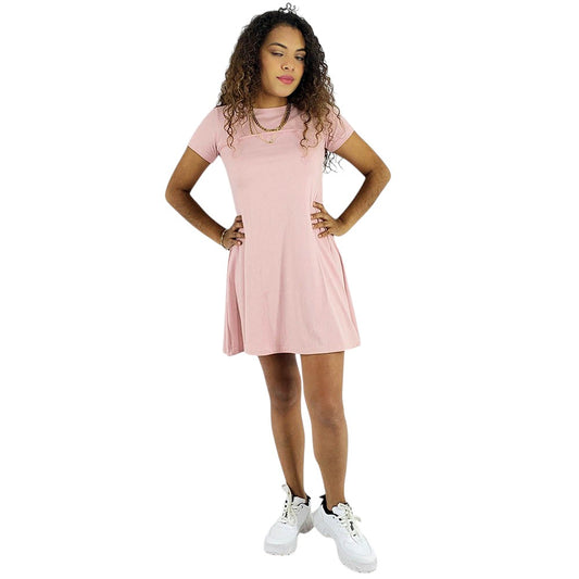 Vestido corto con corte imperio que suaviza tu silueta con encanto casual