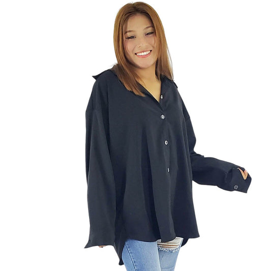 Blusa oversize tipo camisa para un look relajado y moderno