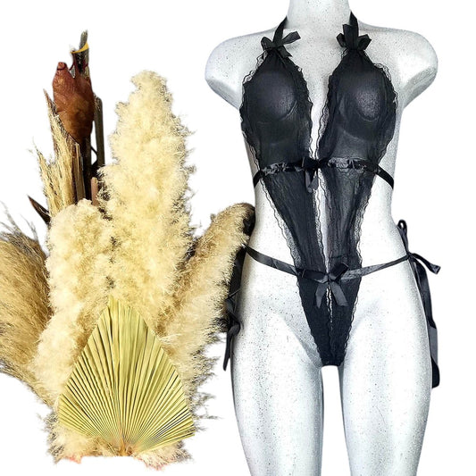 Body teddy con encaje profundo que enmarca tu sensualidad